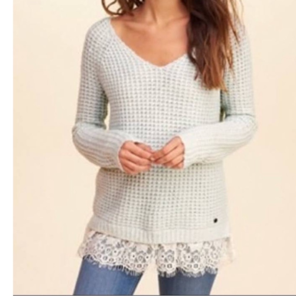 Hollister Sweater ❄️